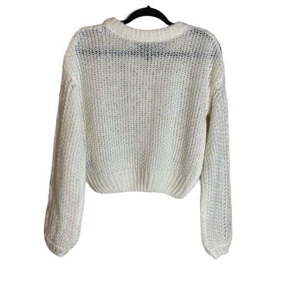 Chunky Cropped Sweater - Picture 3 of 11